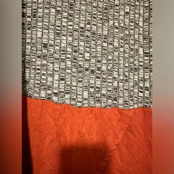 THML turtleneck sleeveless gray orange top size M - Picture 2 of 7